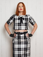Black and White 2 Piece with Front Pockets